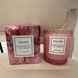 NWT Voluspa Rose Petal Ice Cream Luxury Candle 6.5 ounce